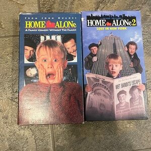 Home Alone 1 and 2 Lost in New York VHS Tapes 1990 1992 Vintage Christmas Movies